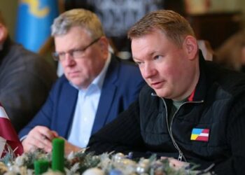 Латвия басшысы Львовқа IDP үшін тұрғын үй салуға көмектесетінін уәде берді