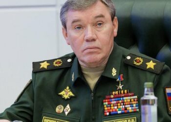 Ресей әскерлерінің Украинадағы қолбасшысы соғыс қимылдарының жоғары қарқындылығына шағымданды