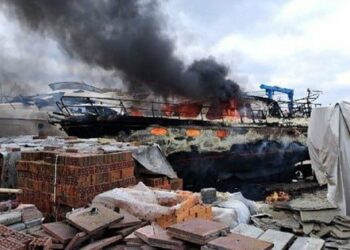 Нова-Каховкада яхта клубы өртеніп кетті, онда ресейлік офицерлер демалады