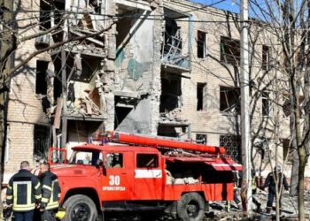 Росіяни завдали ракетного удару по центру Краматорська, є загиблі (фото, відео)