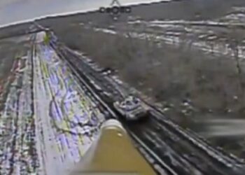 СБУ показала, як спецпризначенці дроном знищили російський танк