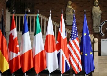 Країни G7 збільшили фінансову допомогу Україні до 44 млрд доларів