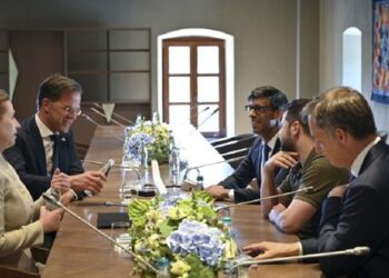 Офіс президента назвав склад європейської «коаліції винищувачів» для України