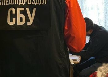 Медпрацівниця з Хмельницького у розмовах з пацієнтами підтримувала Росію