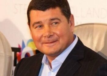 Заарештовані 600 тис. доларів зі справи екс-депутата Онищенка передали на потреби ГУР
