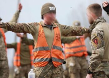 Перша жінка-військовослужбовиця пройшла курс для роботи в ССО