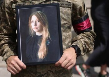 У Львові поховали загиблу від російського обстрілу письменницю Вікторію Амеліну