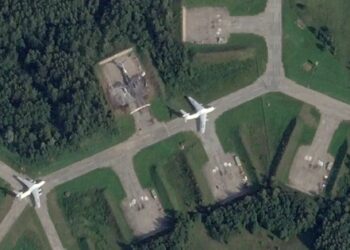 ГУР заявило про атаку безпілотників на Псковську авіабазу з території Росії