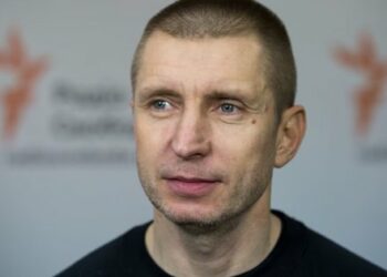 Кабмін обмежив повноваження омбудсмена з питань зниклих безвісти, через що той подає у відставку