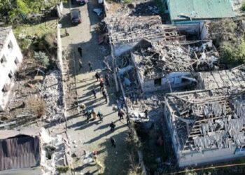 Росіяни завдали ракетного удару по селищу під Дніпром, є жертви