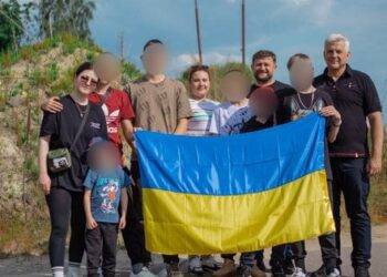 В Україну повернули ще 13 викрадених Росією дітей