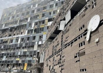 На місці зруйнованих двох корпусів «Охматдиту» збудують один новий корпус