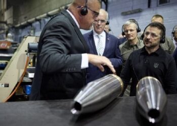 Володимир Зеленський розпочав візит до США з відвідин заводу з виробництва снарядів