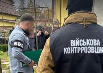 На Львівщині викрили псевдоблагодійників, які ввезли 130 авто під виглядом допомоги ЗСУ