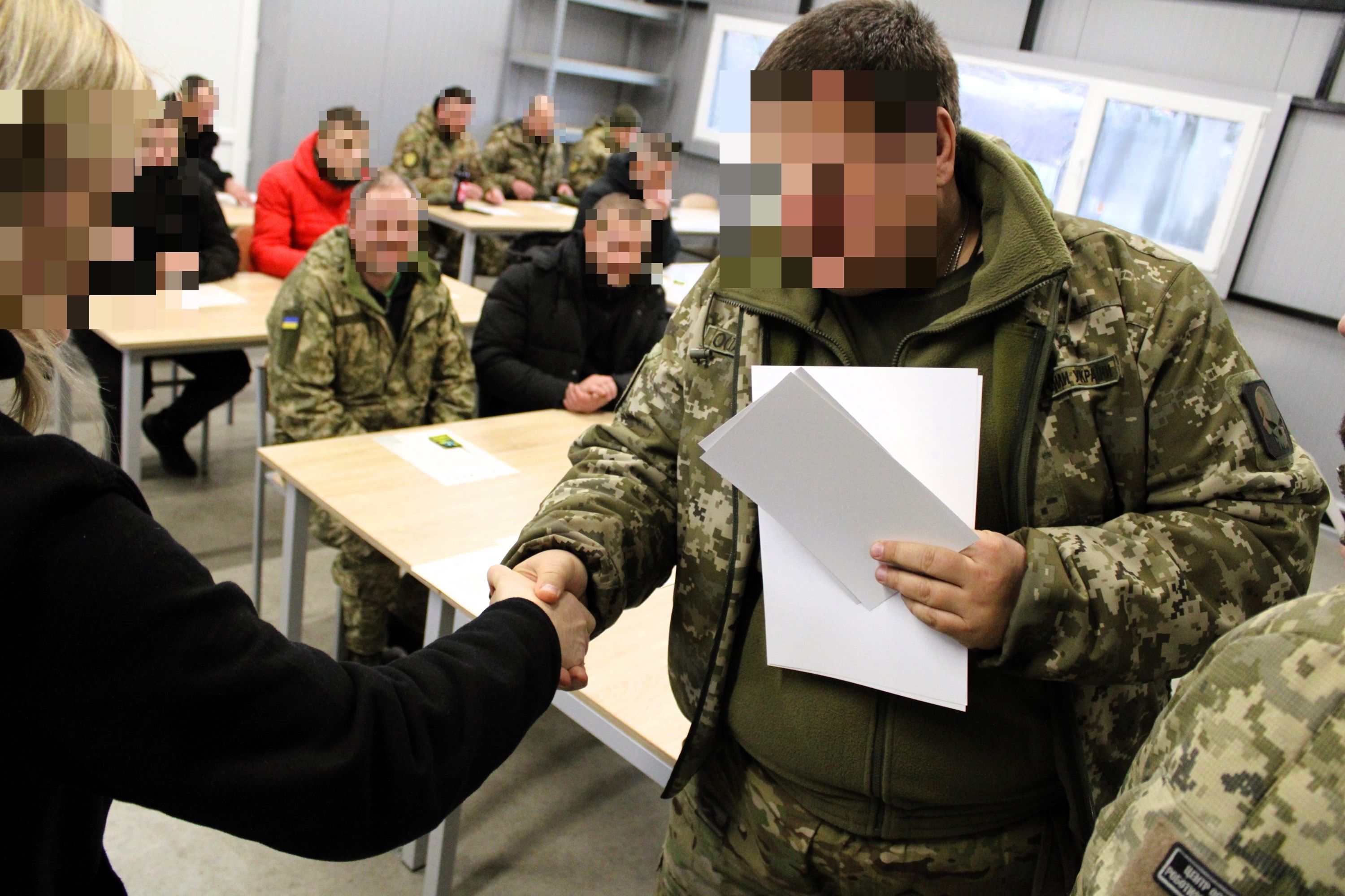 Робот y luudy do boiu hotovi Sukhoputni viyska ZSU rozvyvaiut