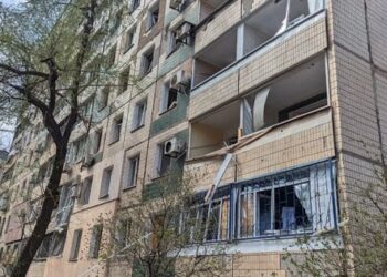 Росіяни атакували балістичною ракетою житлову забудову Кривого Рогу