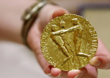 Medal Noblowski sprzedany na aukcji za rekordową kwotę 103,5 mln USD