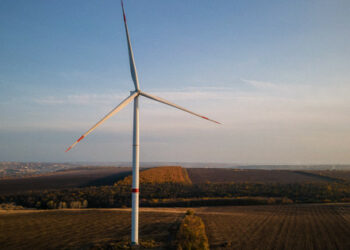 Z powodu wojny zatrzymano 50% zielonej energii. Ale wkrótce będziemy mieli jego boom. Jak to możliwe?