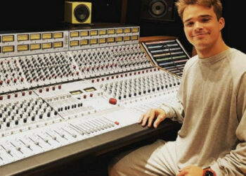 Podczas ataku rakietowego na Winnicę zginął inżynier dźwięku z zespołu lwowskiej piosenkarki Roksolany.