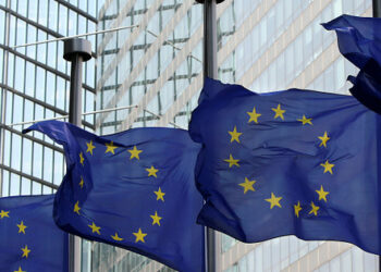 UE zatwierdza czwartą transzę pomocy wojskowej dla Ukrainy