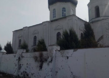 W obwodzie ługańskim Rosjanie ostrzelali świątynię UKP MP, zginął ksiądz