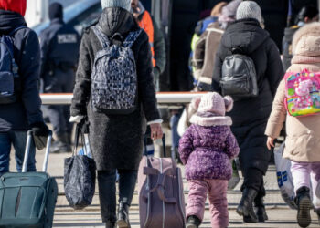 W wyniku działań wojennych na Ukrainie zaginęło około 10 tysięcy osób. Lud