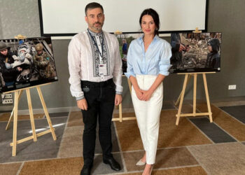 Lwowska Fundacja "Ridni" zorganizowała wystawę fotograficzną o wojnie w Warszawie