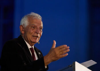 Unijni ministrowie uzgodnili zwiększenie dostaw broni na Ukrainę