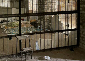 We wsi wyzwolonej od okupantów w obwodzie charkowskim znaleziono jeszcze dwie sale tortur