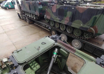 Litwa przekazała Ukrainie 12 kolejnych transporterów opancerzonych i amunicji