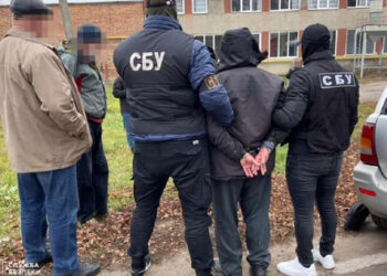 SBU zatrzymuje rosyjskiego agenta GRU, który wycelował rakiety w obiekty energetyczne obwodu winnickiego