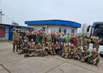 Ukraina zwróciła 45 dodatkowych żołnierzy z rosyjskiej niewoli (wideo)