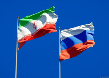 USA ostrzegają Iran, że zakłóci dostawy broni do Rosji, mówi Bloomberg