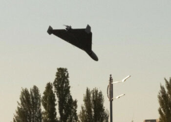 W nocy 10 z 15 dronów kamikaze zostało zestrzelonych nad trzema regionami