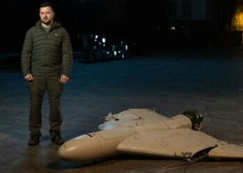 Rosja planuje długoterminowy atak irańskich dronów Shahed, mówi Zełenski