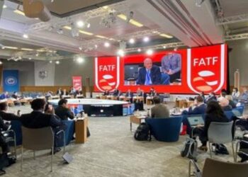 Międzynarodowa Grupa ds. Przeciwdziałania Praniu Pieniędzy FATF zawiesiła członkostwo Rosji