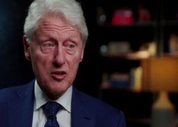 Білл Клінтон пожалкував щодо ядерного роззброєння України