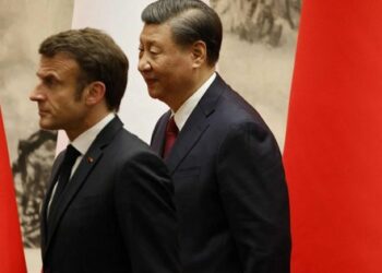 Макрон за допомогою Китаю хоче ініціювати переговори між Україною та РФ, – Bloomberg