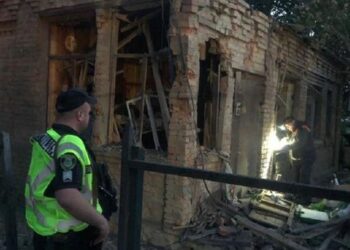 Росіяни за кілька годин після масованої атаки знову обстріляли Київ