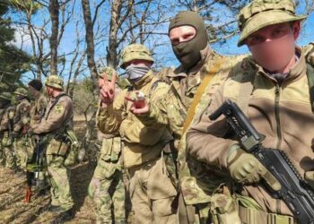 Окупаційна влада Криму формує «приватні армії»