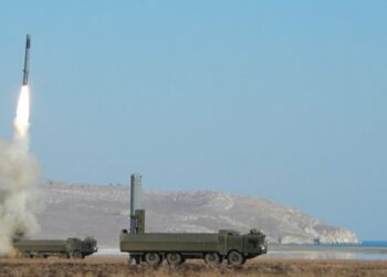 Росіяни випустили по Україні 38 ворожих об'єктів різних типів