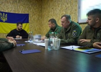 Володимир Зеленський зустрівся із Залужним у Херсоні
