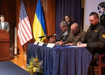 Україна і США підписали меморандум про спільне виробництво зброї