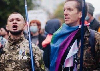 Патріарх Філарет анулював нагороду військовому через його орієнтацію