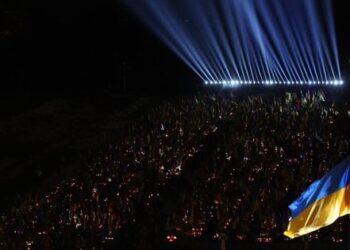 Над могилами українських Героїв на Марсовому запустили промені пам'яті