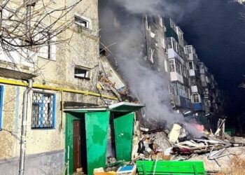 Росіяни атакували дронами-камікадзе житловий будинок в Сумах, є загиблі