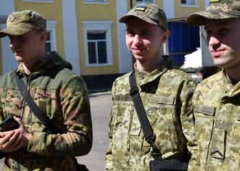 На Закарпатті демобілізували перших строковиків