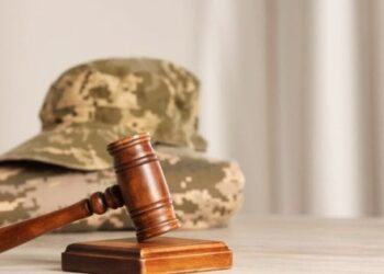 На Хмельниччині солдата ув'язнили на 5 років за залишення військової частини