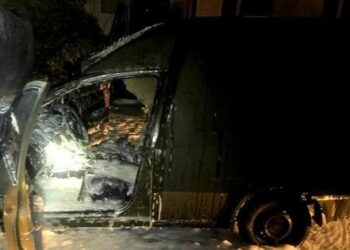 Двоє тернополян за вказівкою російських спецслужб підпалили військовий фургон