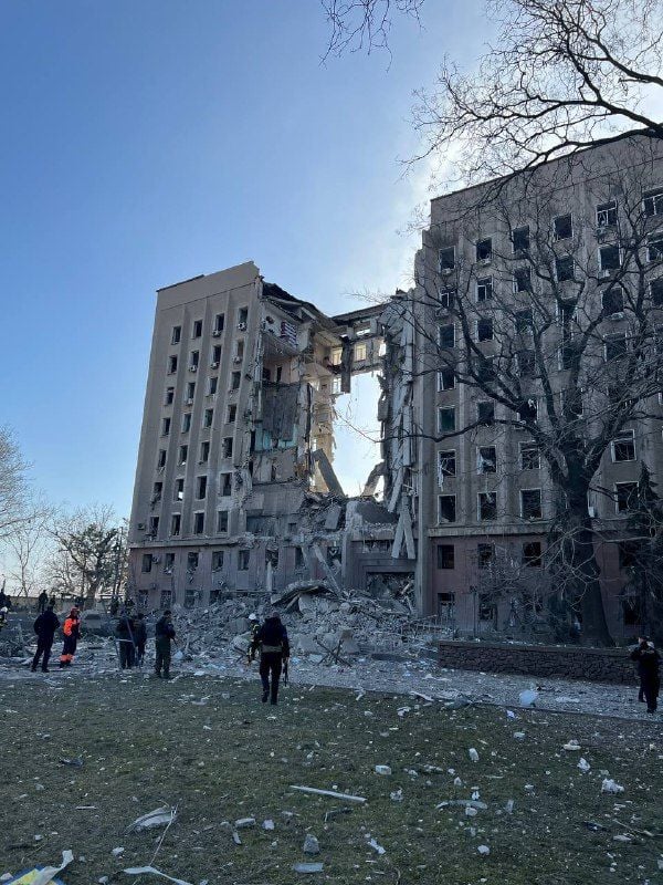 SBU názvala rosiyskoho henerala iakyy nakazav vdaryty po budivli OVA
